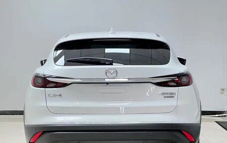 Mazda CX-4, 2023 год, 2 100 000 рублей, 5 фотография