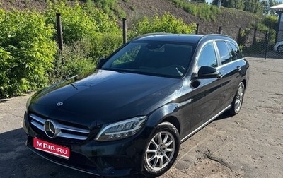 Mercedes-Benz C-Класс, 2019 год, 2 250 000 рублей, 1 фотография