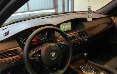 BMW 5 серия, 2006 год, 1 070 000 рублей, 15 фотография