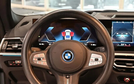 BMW i4, 2024 год, 4 860 777 рублей, 16 фотография