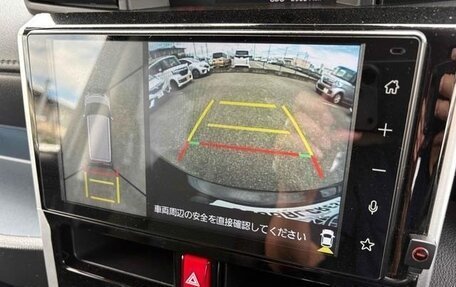 Toyota Roomy I, 2023 год, 1 070 000 рублей, 23 фотография