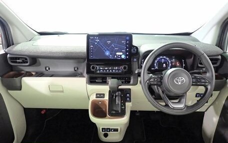 Toyota Sienta, 2022 год, 1 230 000 рублей, 14 фотография