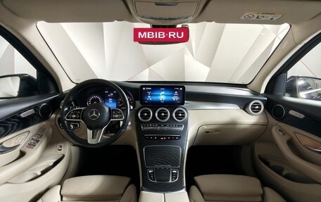 Mercedes-Benz GLC, 2021 год, 3 600 000 рублей, 14 фотография