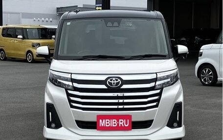 Toyota Roomy I, 2023 год, 990 000 рублей, 2 фотография