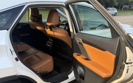Lexus RX IV рестайлинг, 2020 год, 5 100 000 рублей, 10 фотография