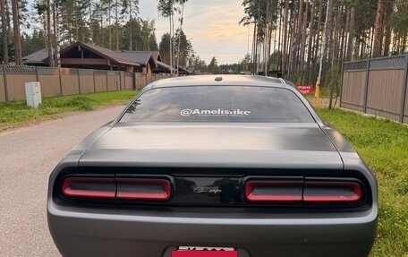 Dodge Challenger III рестайлинг 2, 2015 год, 2 750 000 рублей, 4 фотография