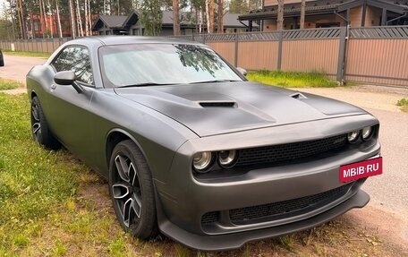 Dodge Challenger III рестайлинг 2, 2015 год, 2 750 000 рублей, 7 фотография