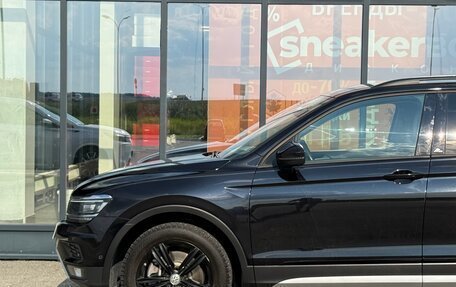 Volkswagen Tiguan II, 2018 год, 2 349 000 рублей, 7 фотография