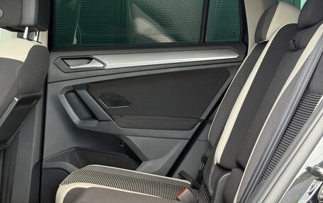Volkswagen Tiguan II, 2018 год, 2 349 000 рублей, 15 фотография