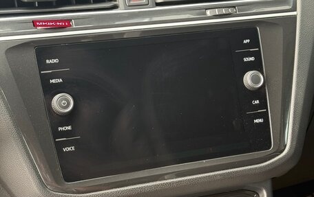 Volkswagen Tiguan II, 2018 год, 2 349 000 рублей, 19 фотография