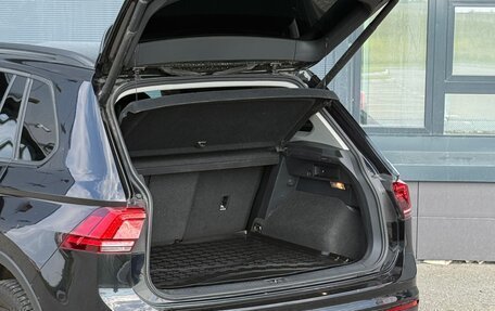 Volkswagen Tiguan II, 2018 год, 2 349 000 рублей, 36 фотография