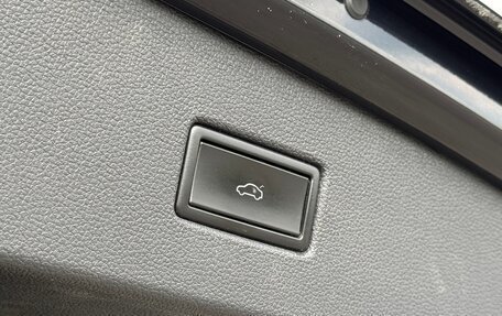 Volkswagen Tiguan II, 2018 год, 2 349 000 рублей, 38 фотография