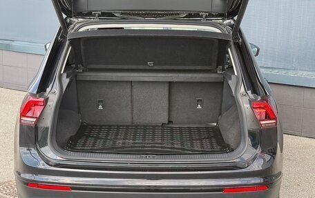 Volkswagen Tiguan II, 2018 год, 2 349 000 рублей, 37 фотография