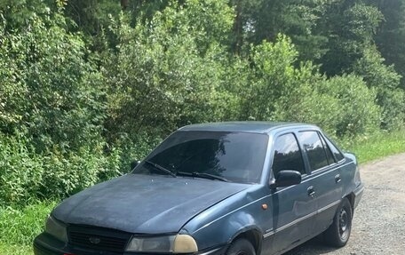 Daewoo Nexia I рестайлинг, 2004 год, 90 000 рублей, 2 фотография