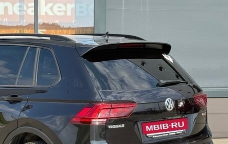 Volkswagen Tiguan II, 2018 год, 2 349 000 рублей, 35 фотография
