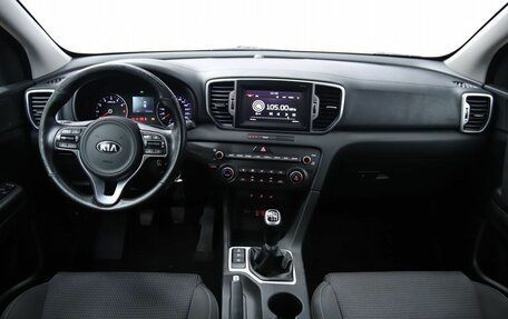 KIA Sportage IV рестайлинг, 2018 год, 1 990 000 рублей, 12 фотография