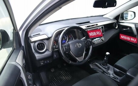 Toyota RAV4, 2014 год, 1 790 000 рублей, 10 фотография