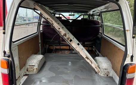 Toyota HiAce H100, 2001 год, 460 000 рублей, 12 фотография