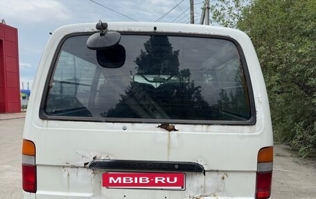 Toyota HiAce H100, 2001 год, 460 000 рублей, 5 фотография