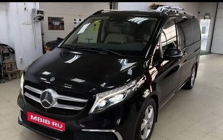 Mercedes-Benz V-Класс, 2020 год, 5 000 000 рублей, 3 фотография