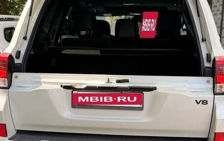 Toyota Land Cruiser 200, 2020 год, 8 300 000 рублей, 4 фотография