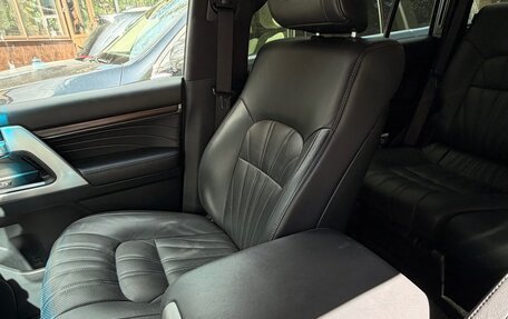 Toyota Land Cruiser 200, 2020 год, 8 300 000 рублей, 9 фотография