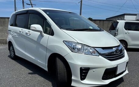 Honda Freed I, 2016 год, 886 000 рублей, 2 фотография