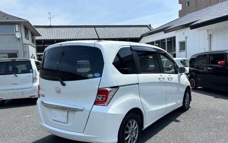 Honda Freed I, 2016 год, 886 000 рублей, 6 фотография