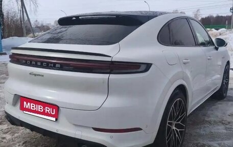 Porsche Cayenne III, 2024 год, 16 800 000 рублей, 2 фотография