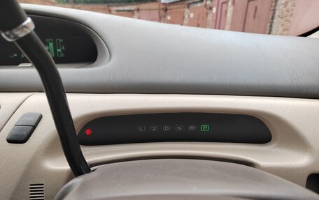 Toyota Vista V30, 2000 год, 350 000 рублей, 16 фотография