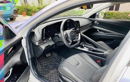 Hyundai Elantra, 2022 год, 1 160 000 рублей, 7 фотография