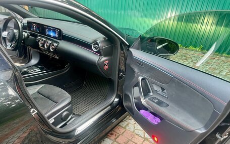Mercedes-Benz CLA, 2019 год, 2 995 000 рублей, 12 фотография