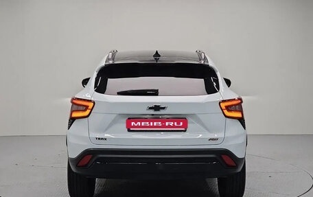 Chevrolet Trax, 2023 год, 1 300 000 рублей, 4 фотография