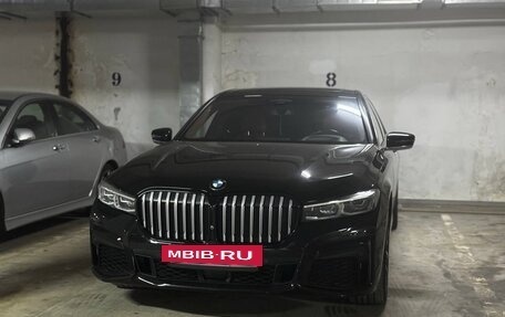 BMW 7 серия, 2019 год, 6 800 000 рублей, 2 фотография