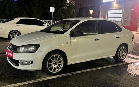 Volkswagen Polo VI (EU Market), 2015 год, 700 000 рублей, 1 фотография