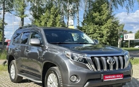 Toyota Land Cruiser Prado 150 рестайлинг 2, 2014 год, 3 000 000 рублей, 1 фотография