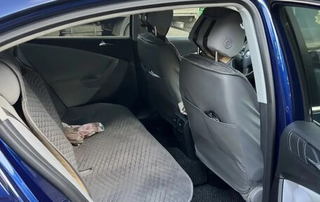 Volkswagen Passat B6, 2005 год, 750 000 рублей, 4 фотография