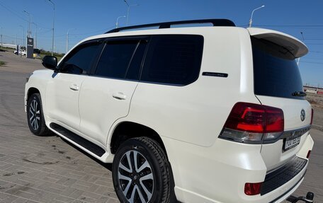 Toyota Land Cruiser 200, 2015 год, 5 750 000 рублей, 4 фотография