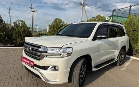 Toyota Land Cruiser 200, 2015 год, 5 750 000 рублей, 7 фотография