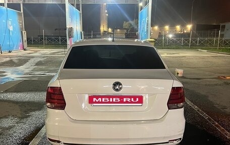Volkswagen Polo VI (EU Market), 2015 год, 700 000 рублей, 5 фотография