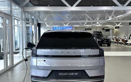 Volvo XC70, 2025 год, 8 000 000 рублей, 3 фотография