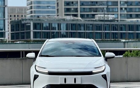 Toyota Corolla, 2026 год, 2 078 000 рублей, 2 фотография