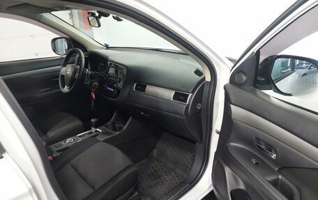 Mitsubishi Outlander III рестайлинг 3, 2012 год, 1 170 000 рублей, 11 фотография
