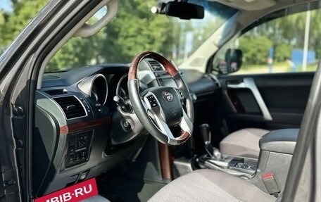 Toyota Land Cruiser Prado 150 рестайлинг 2, 2014 год, 3 000 000 рублей, 9 фотография
