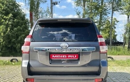Toyota Land Cruiser Prado 150 рестайлинг 2, 2014 год, 3 000 000 рублей, 5 фотография