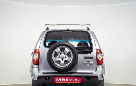Chevrolet Niva I рестайлинг, 2010 год, 529 000 рублей, 6 фотография