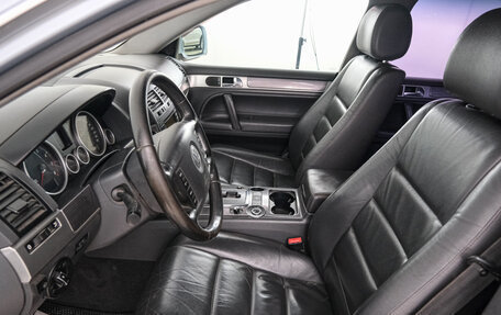 Volkswagen Touareg III, 2006 год, 899 000 рублей, 8 фотография