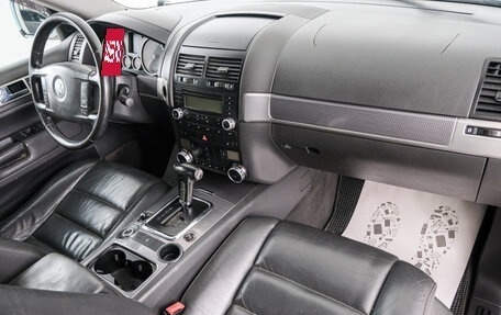 Volkswagen Touareg III, 2006 год, 899 000 рублей, 13 фотография
