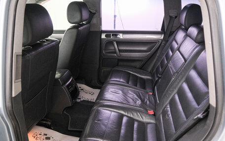 Volkswagen Touareg III, 2006 год, 899 000 рублей, 20 фотография