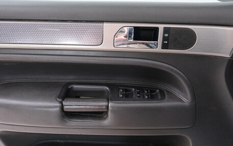 Volkswagen Touareg III, 2006 год, 899 000 рублей, 19 фотография